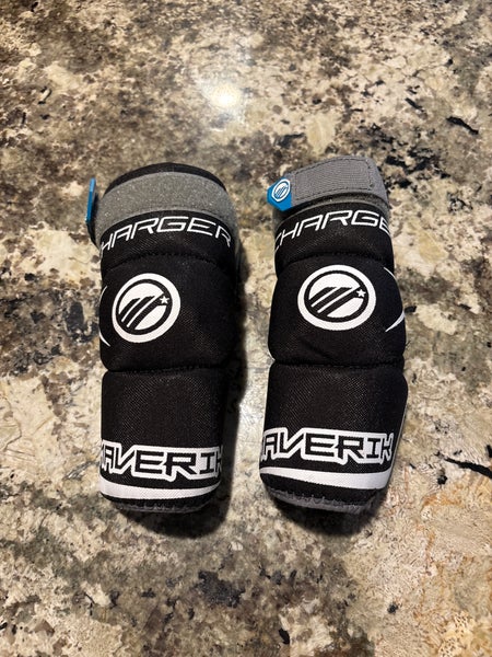Medium Youth Maverik Charger Arm Pads (Used)