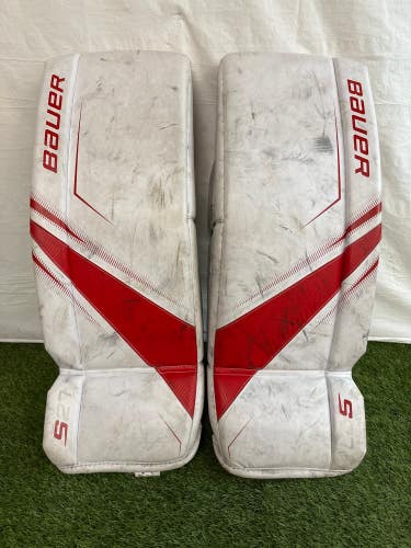 White XS Senior Bauer S27 Goalie Leg Pads (Used)