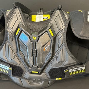 Large Intermediate Bauer Supreme Mach Hockey Shoulder Pads (Used)