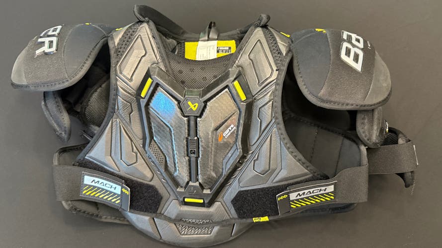 Large Intermediate Bauer Supreme Mach Hockey Shoulder Pads (Used)
