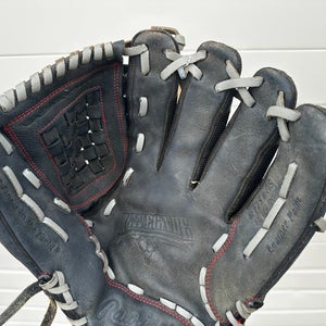 Black Rawlings Renegade RH Infield Baseball Glove 12.5" (Used)