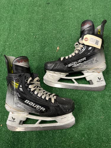 Bauer Vapor Hyperlite 2 Hockey Skates | Intermediate Size 6.5