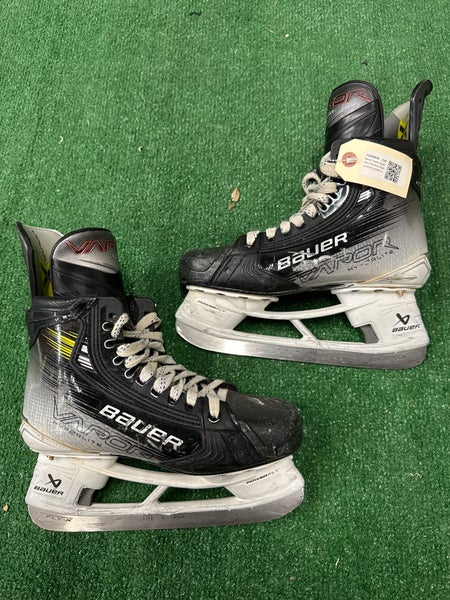 Bauer Vapor Hyperlite 2 Hockey Skates | Intermediate Size 6.5