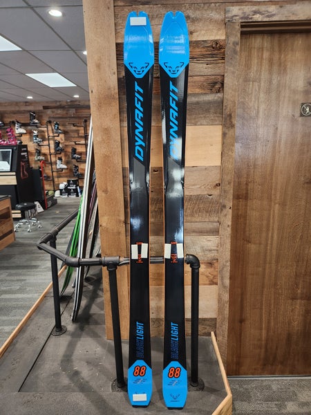 2024 Alpine Touring Dynafit 165 cm Blacklight Skis Without Bindings (New)