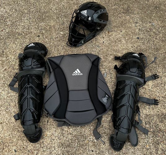 Intermediate Adidas Catcher's Captain Combo Catcher's Set (New)