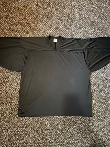 Black Men's XL CCM Jersey (Used)