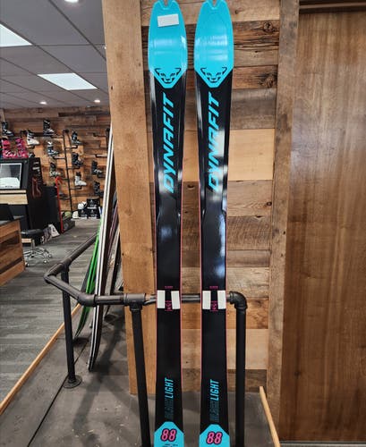 Women's 2024 Dynafit 158 cm Alpine Touring Blacklight Skis Without Bindings (New)