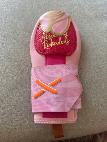 Absolutely ridiculous Mother’s Day rose sliding mitt