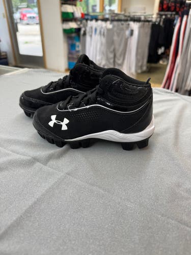 Under Armour Leadoff IV Mid JR Baseball Cleats - Size 10K