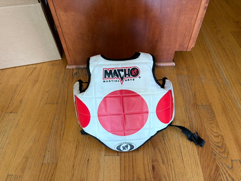 Macho taekwondo chest/rib pads child small