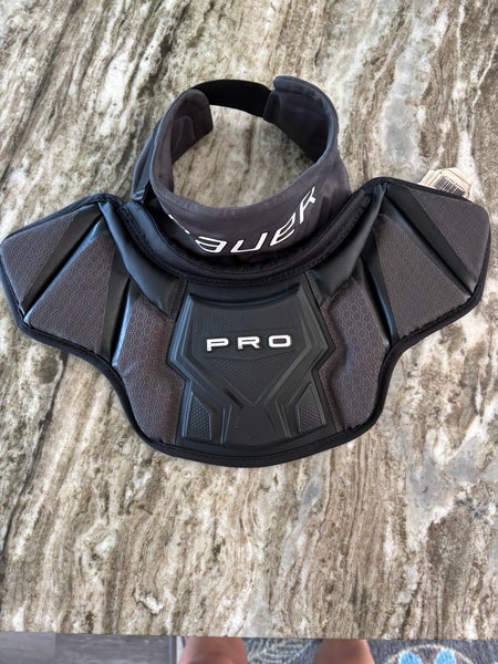 Bauer Pro Goalie Neck and Clavicle Guard