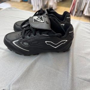 Youth/Kids Football Cleats - Size 2.5