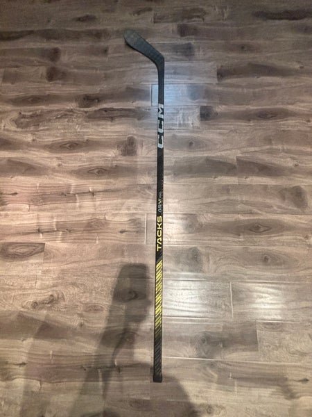 CCM Pro Stock AS-VI Pro LH 75 Flex P28 Refurbished