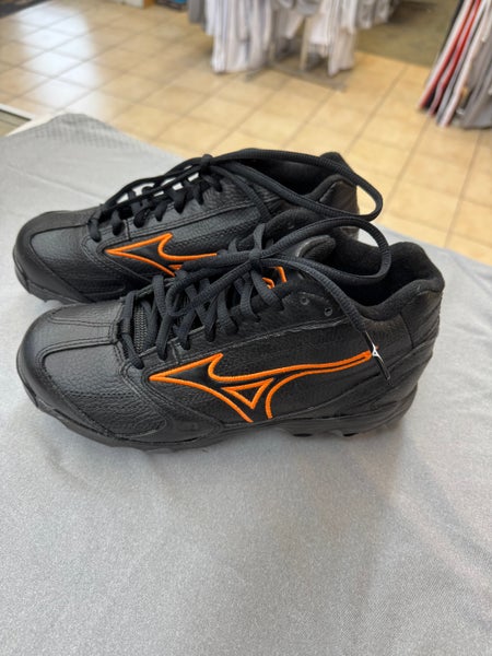 Mizuno 9 Spike Classic Mid G4 Baseball Cleats - Size 6.5