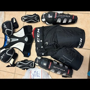 Jr large hockey equipment!
