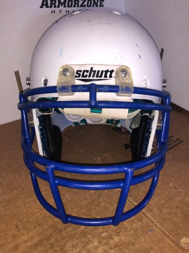 USED SCHUTT XP ADULT FOOTBALL HELMET - MEDIUM - WHITE
