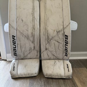 Medium  2023 Bauer Supreme M5 Pro Goalie Leg Pads  (Used)