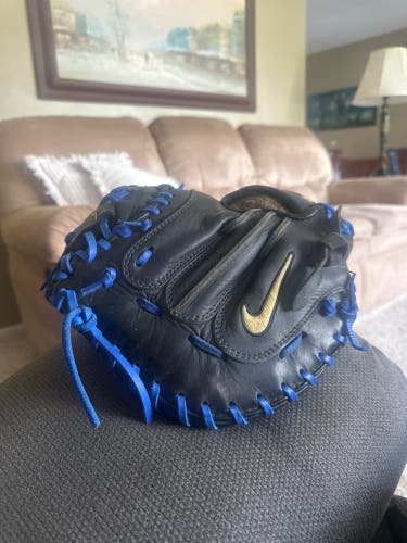 Nike Pro Gold (Jorge Posada model) Full Size Catchers mitt 33.5"