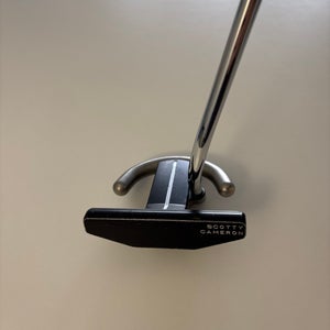 Scotty Cameron Futura Phantom Putter Right Hand 35” Mallet