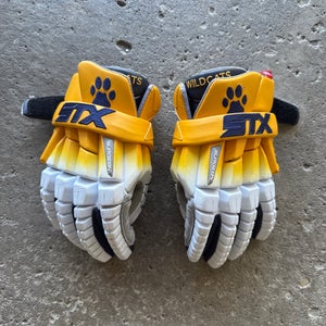 STX Surgeon RZR2 Lacrosse Gloves Large (Used)