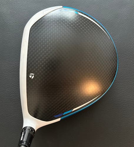 SIM2 [Tour Spec] 8* Driver, Tour AD IZ-6 X Flex Shaft (Premium GD) HC + Tool included