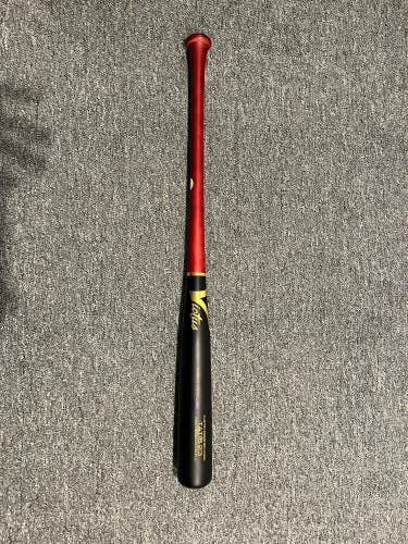 Victus Tatis 23 Pro Reserve Maple baseball bat