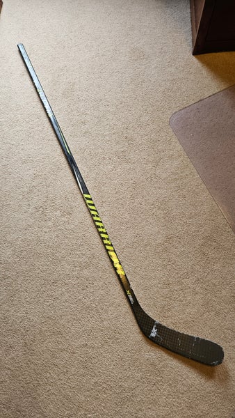 Intermediate Warrior Alpha QXT Pro Team Left Hand Hockey Stick W88 Pro Stock (Used)