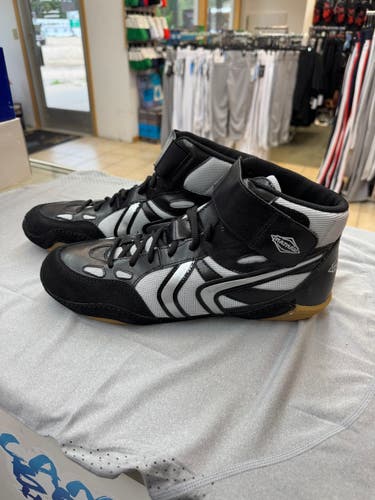 Matman Wrestling Shoes - Size 12