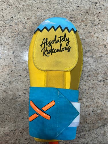 Elly De La Cruz Simpsons(yellow) Senior  Sliding Mitt (Used)