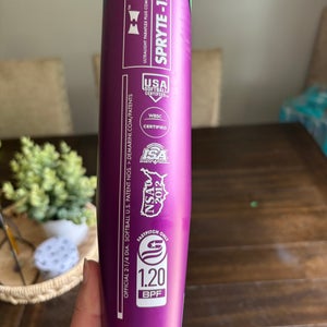 2025 DeMarini Spryte Composite Bat (-12) 21 oz 33" (Used)