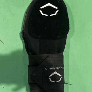 EvoShield Black Sliding Mitt (Used)