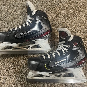 Bauer Vapor 2X Pro Hockey Goalie Skates Regular Width Pro Stock Size 5.5 (Used)