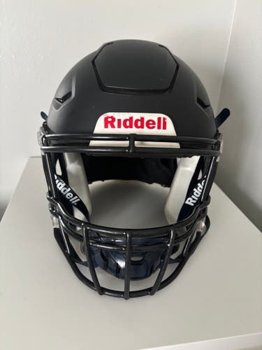 Large Adult Riddell SpeedFlex Helmet (Used)