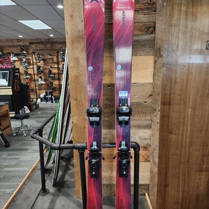 2023 164 cm Atomic Maven 93c Skis With Bindings (Used)