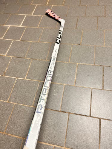 CCM RibCor Trigger 9 Pro 70 Flex Left Hand Hockey Stick P28 (Used)