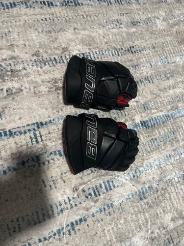 Bauer Vapor 3X Used In USHL Gloves