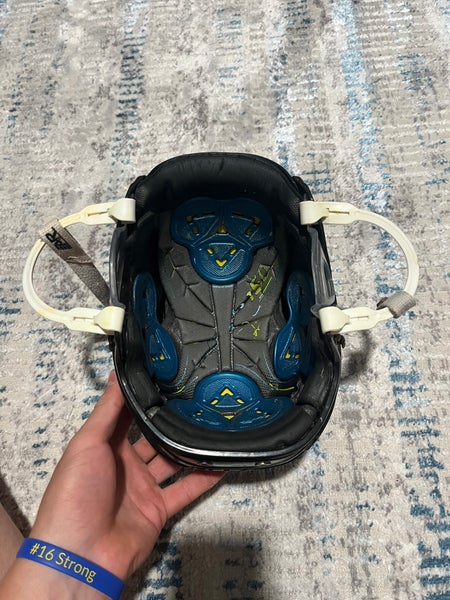 Small Bauer Re-Akt 150 Helmet Pro Stock (Used)
