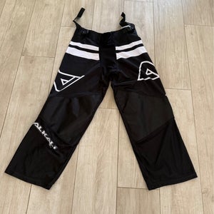 Inline Hockey Player Pants
