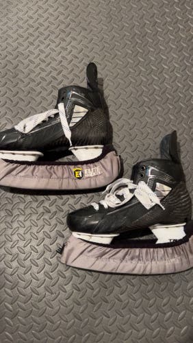True Hockey Skates