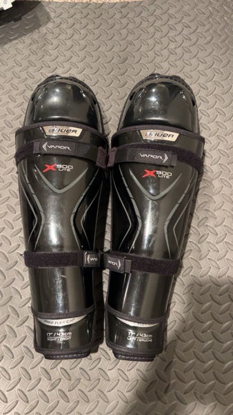 Senior Bauer 17" Shin Pads