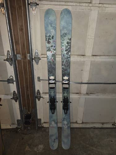 Icelantic 162 cm All Mountain Skis With Bindings (Used)
