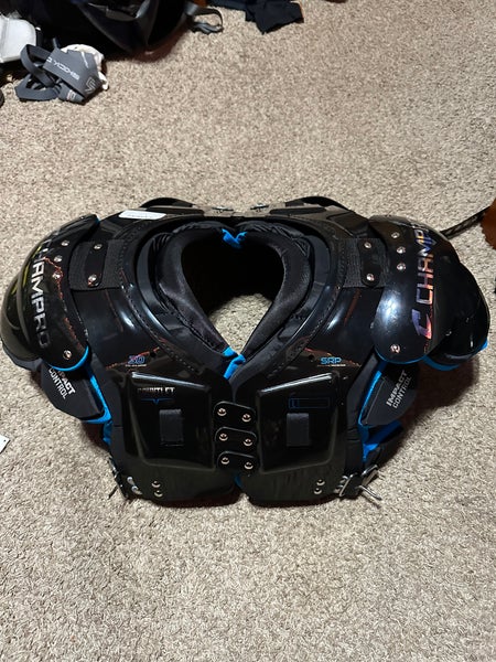 Large Adult Champro Gauntlet Shoulder Pads (New)