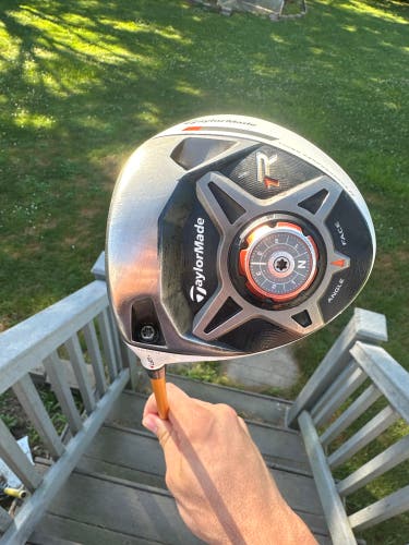 Men's TaylorMade R1 Left Hand Driver Stiff Flex (Used)