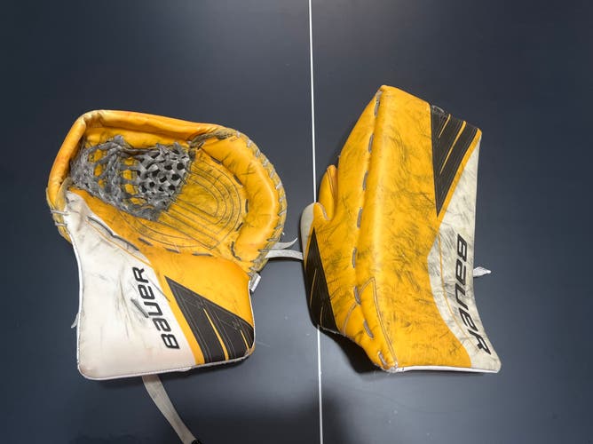 Pro Stock Used Bauer Ultrasonic Senior Glove And Blocker