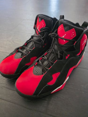 Men's Size M 11.5 (W 12.5) Air Jordan Shoes (Used)