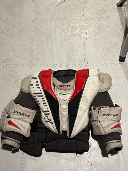 Large  CCM Eflex 5 pro Goalie Chest Protector  (Used)