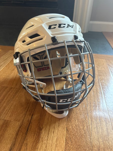 Small CCM Tacks 110 Helmet (Used)