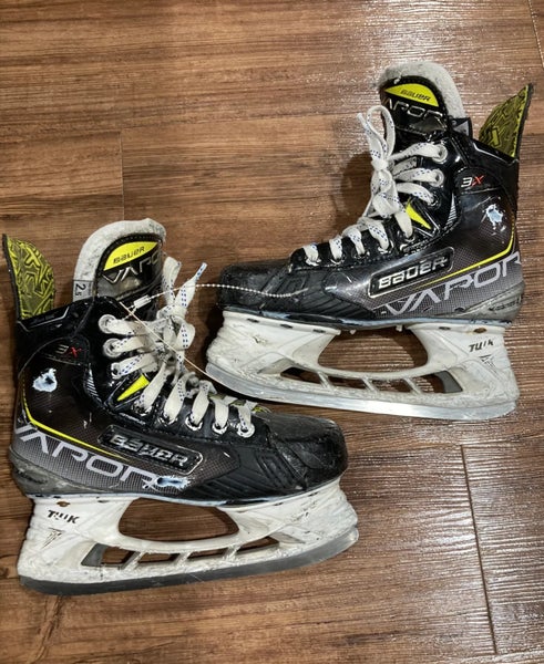 Bauer Vapor 3X Hockey Skates | Junior  2.5 (Regular)