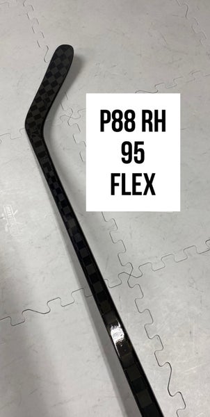 Senior(1x)Right P88 95 Flex ProBlackStock™ Unbranded Blackouts Pro Stock Nexus Hockey Sticks