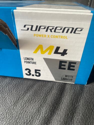 Bauer Supreme M4 Hockey Skates fit 2 Size 3.5 (Used)